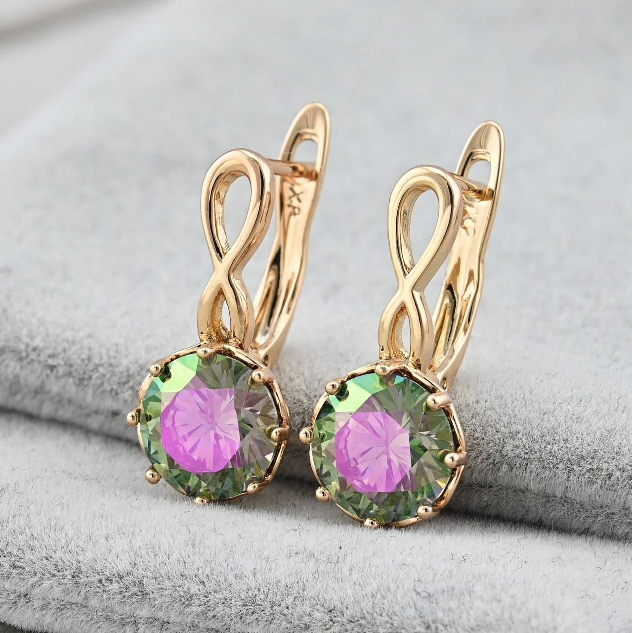 

Серьги 35893 размер 21х9 мм райское сияние фианиты вес 3.9 г позолота 18К