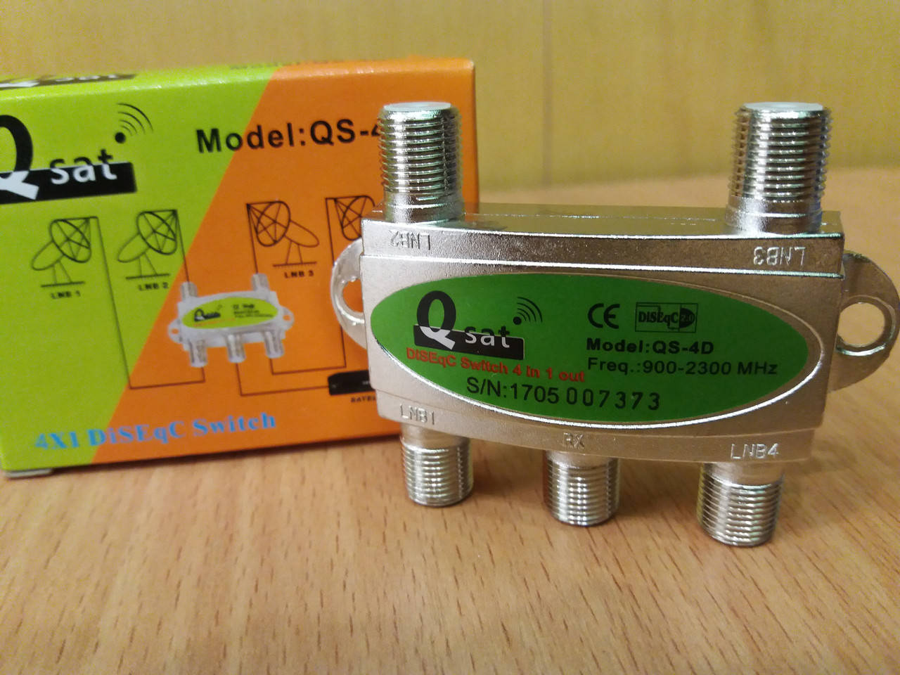 

DISEqC Q-Sat QS-4D