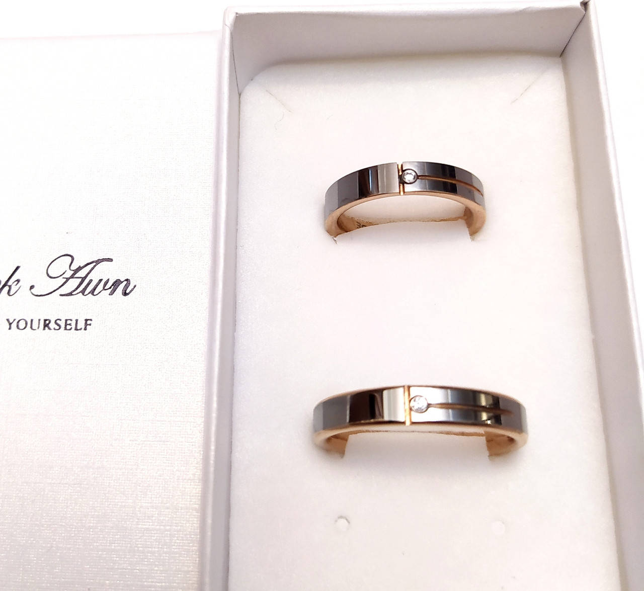

Пара обручальных колец из вольфрама - Cartier