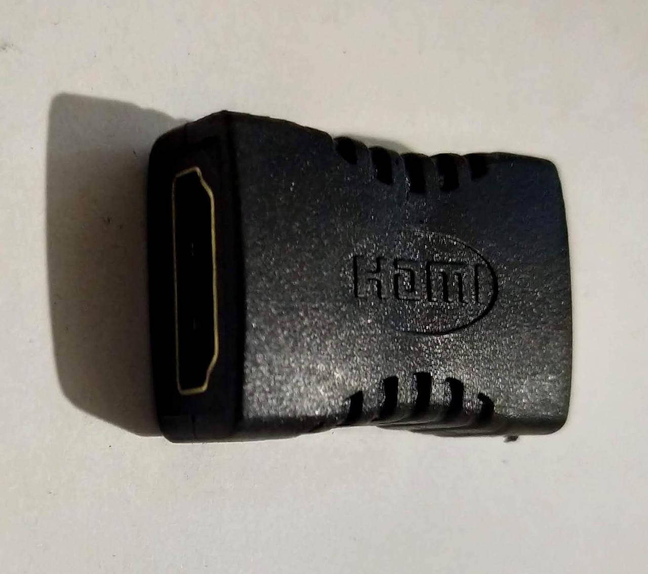 

Адаптер HDMI\HDMI Соеденитель