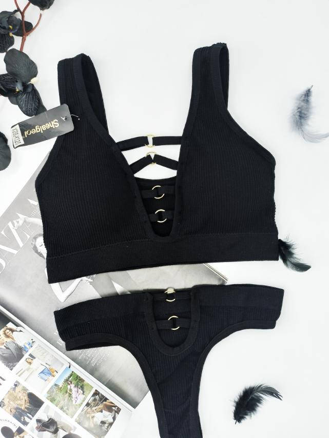 

Комплект топ бралетт со стрингами Sheolgeol бесшовный  черный (286-320