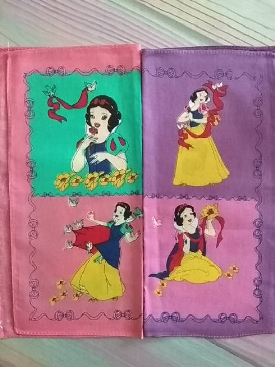 

Платки носовые детские х/б "Белоснежка" 4 картинки