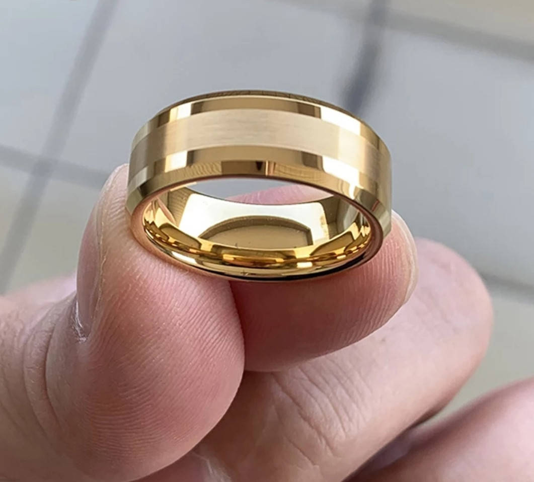 

Обручальное кольцо из вольфрама-американка(оригинал)