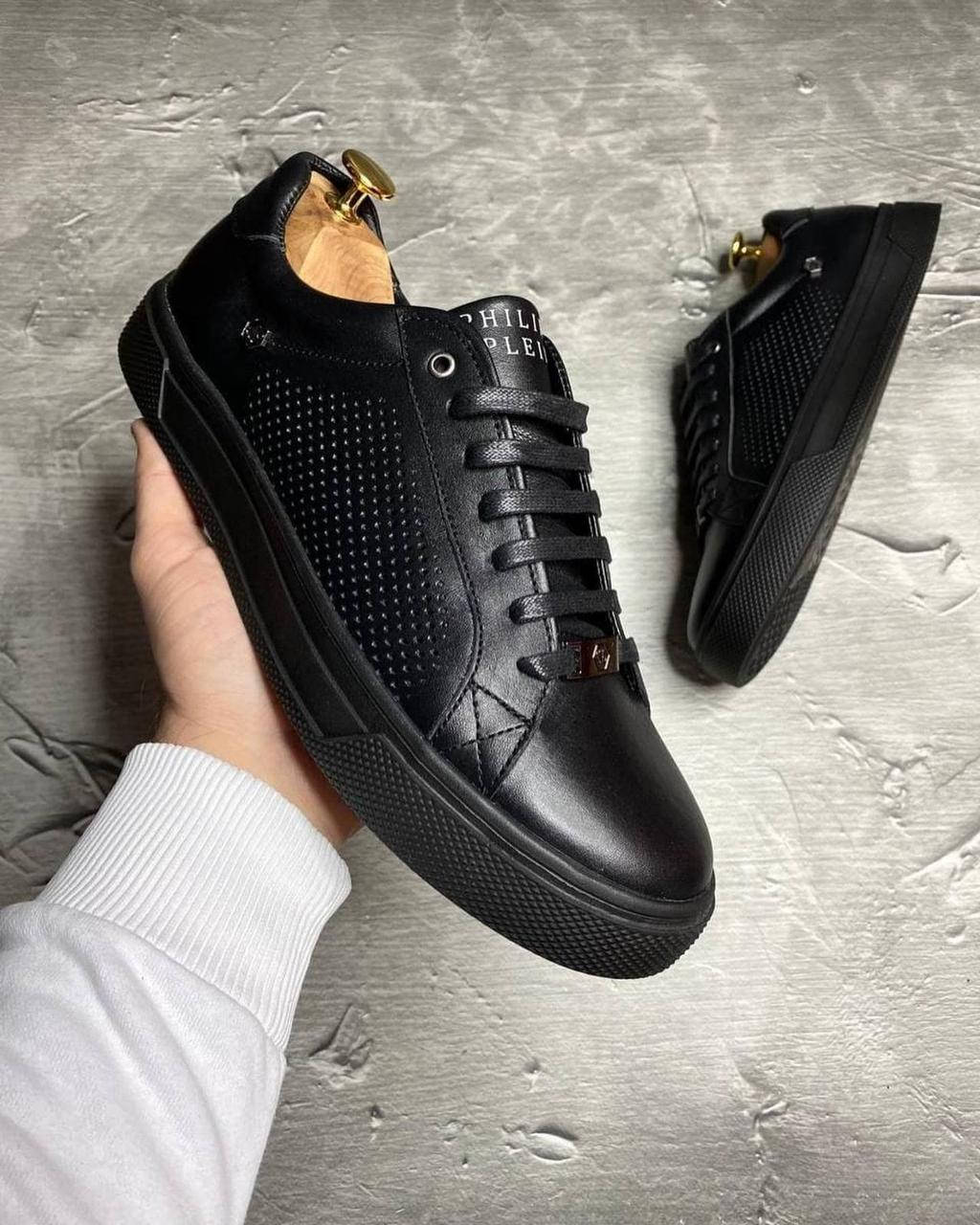 

Мужские кожаные кеды кроссовки с перфорацией Philipp Plein, Черный