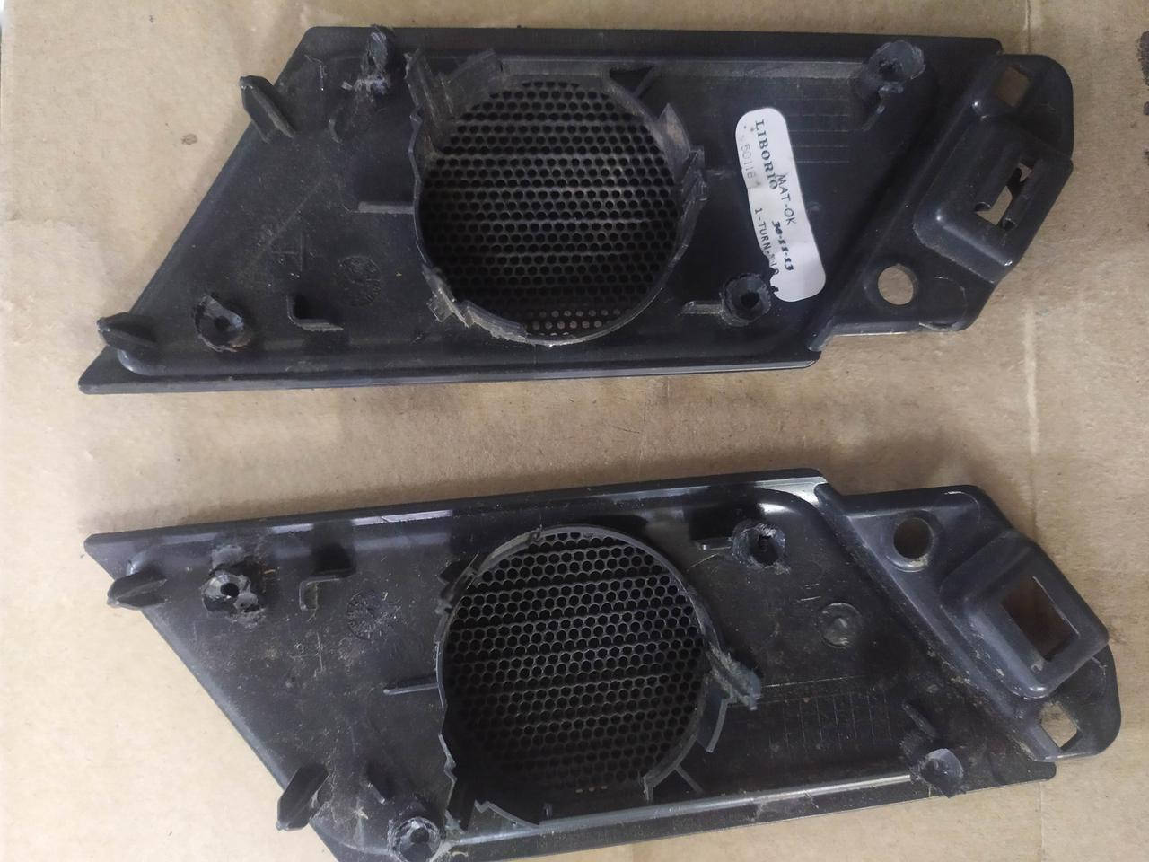 

Решітки динаміка задні vw jetta 6 usa