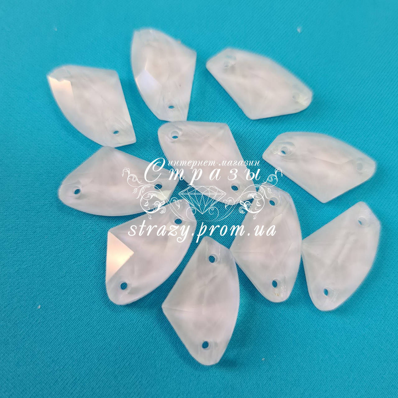 

Стразы пришивные SWARO Топорик 12*19мм. Neon White, Белый