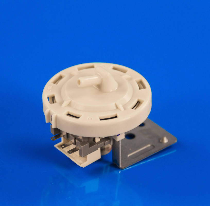 

Прессостат (датчик уровня воды) Beko 2828170100