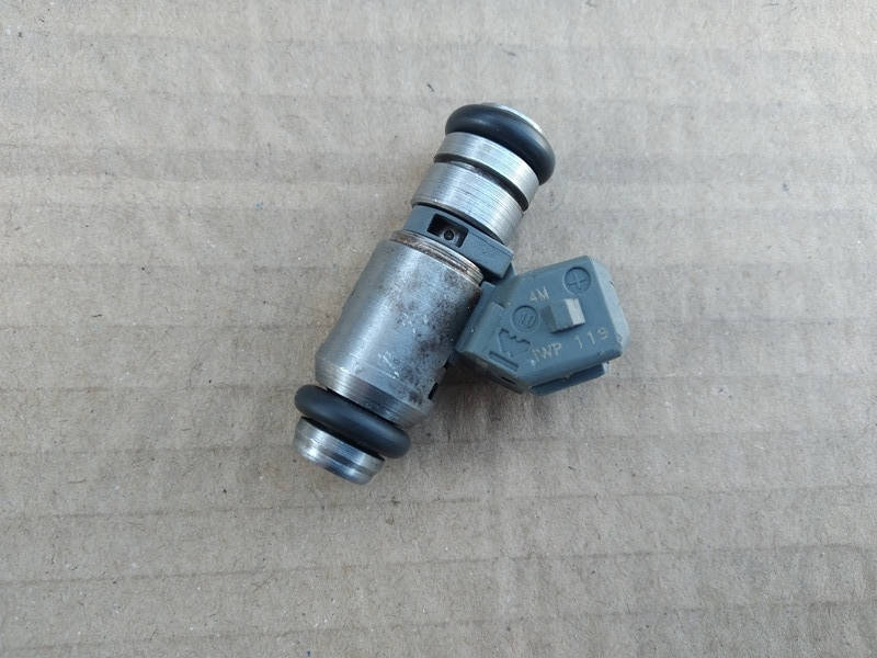 

Форсунка Ford Fiesta 2001-2008 1.3 IWP119; 1149646; 2N1U9F593KA