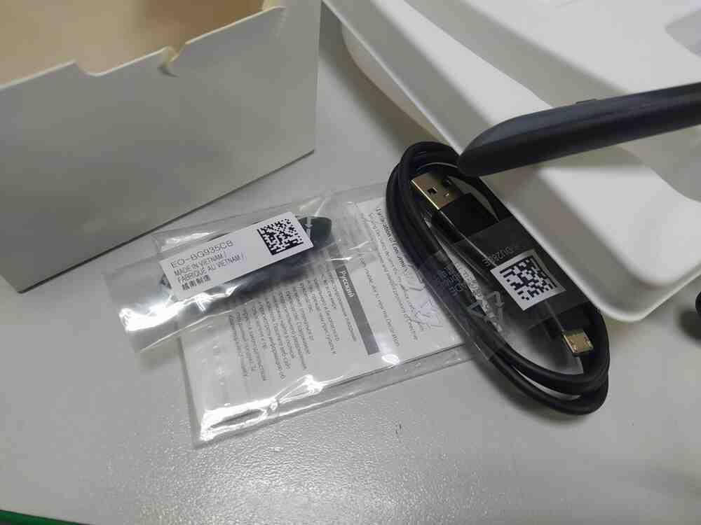

Наушники Bluetooth-гарнитура Б/У Samsung EO-BG935 Level U Pro ANC