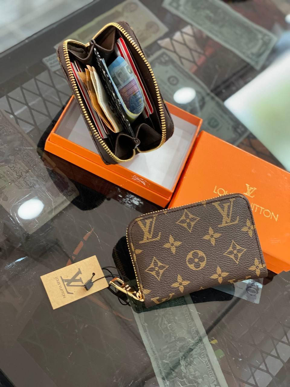 

Женский кошелек Louis Vuitton LUX качество с фирменной коробкой, Коричневый