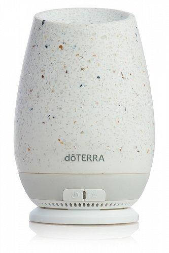 

Диффузор doTERRA Roam изготовлен из мраморной крошки