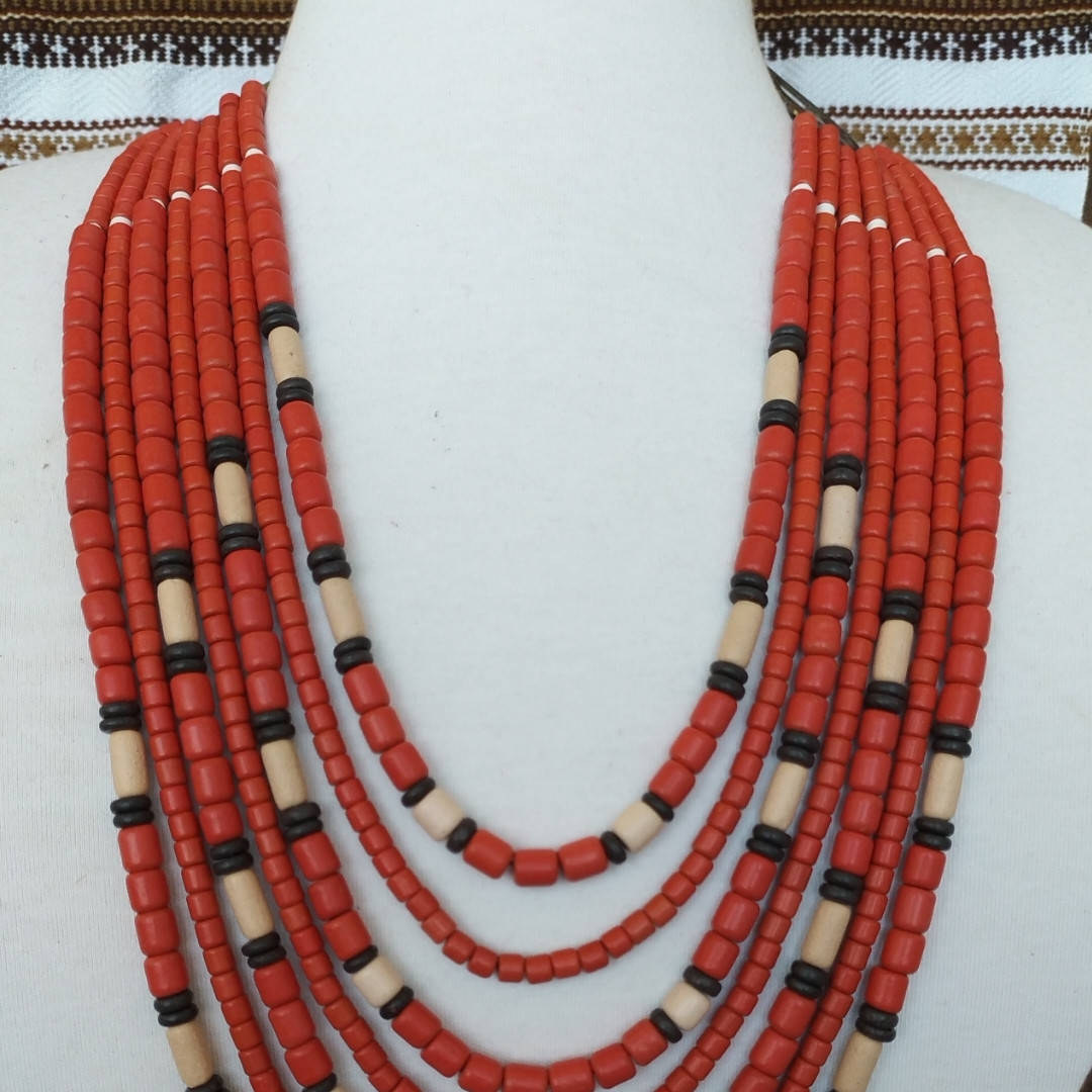 

Намисто "Вишиванка"Намисто ручної роботи з кераміки