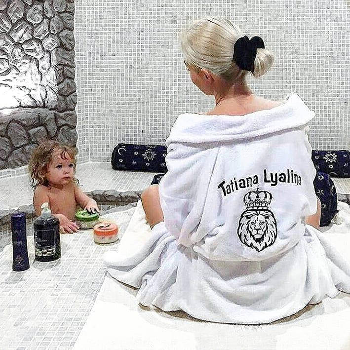 

Халат именной махровый с вышивкой (натуральная махра, хлопок 100%), белый, XL