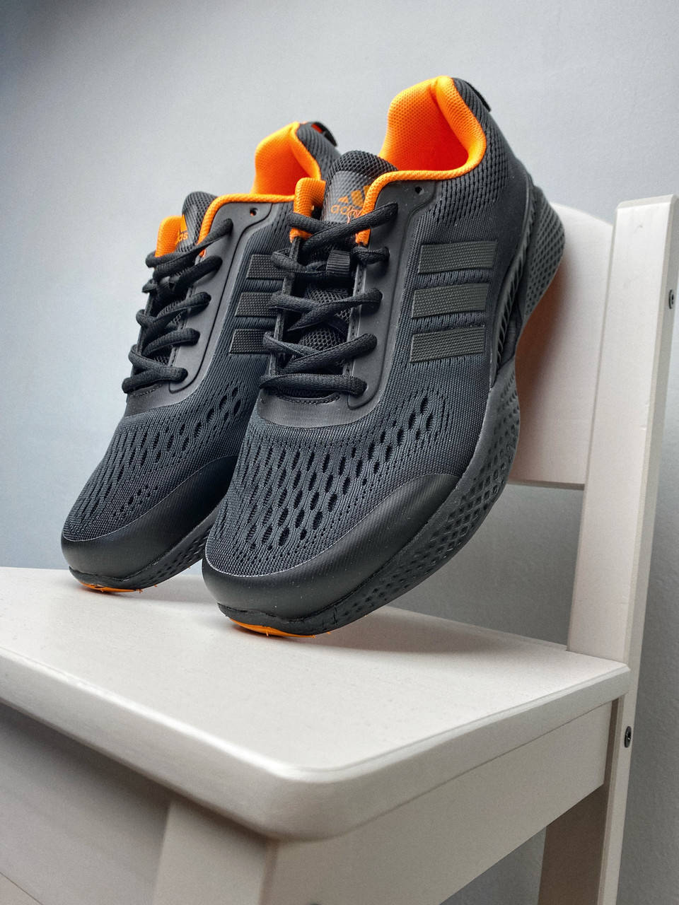 

Летние кроссовки Adidas, черные с оранжевым, сетка, Черный