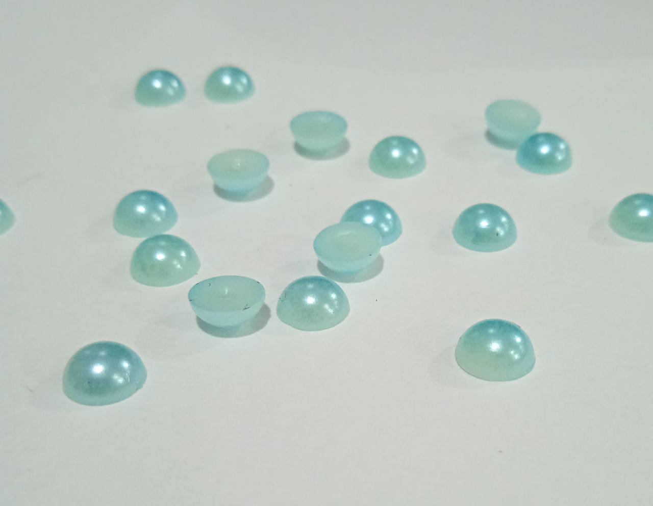 

Полубусины 6 мм (20 шт)