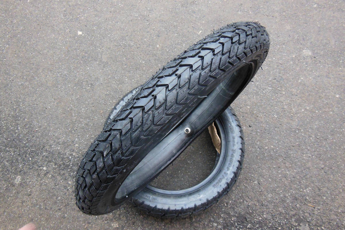 

Покрышка 2.75-17 MARELLI F-923