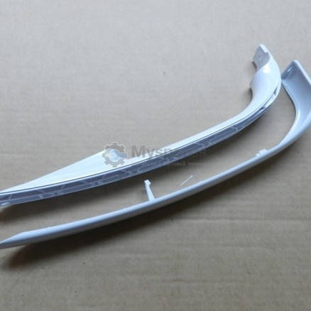 

Ручка дверей холодильника Атлант 331603304601+ 331603304501