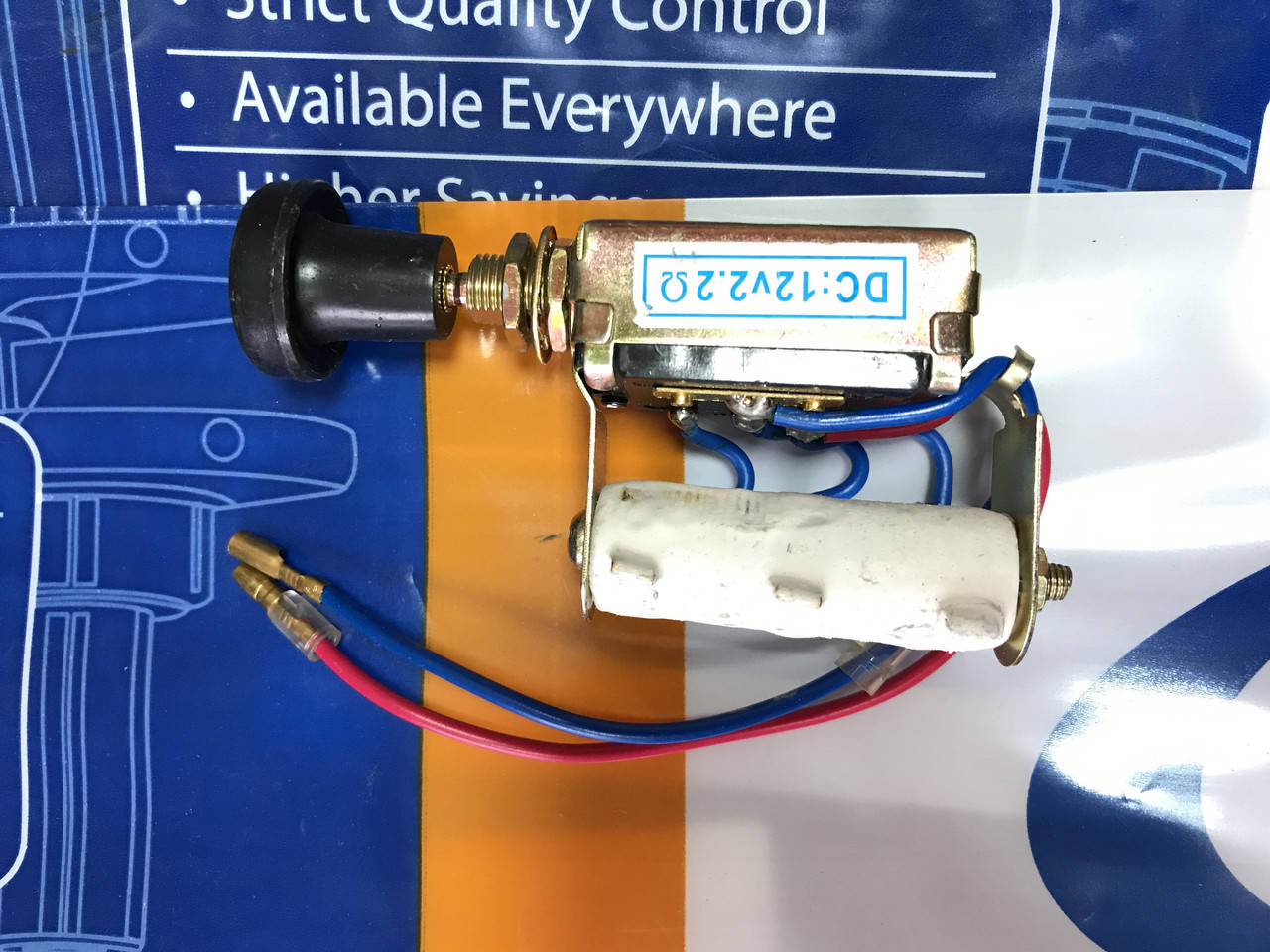 

Переключатель дополнительной печки салона 12 V