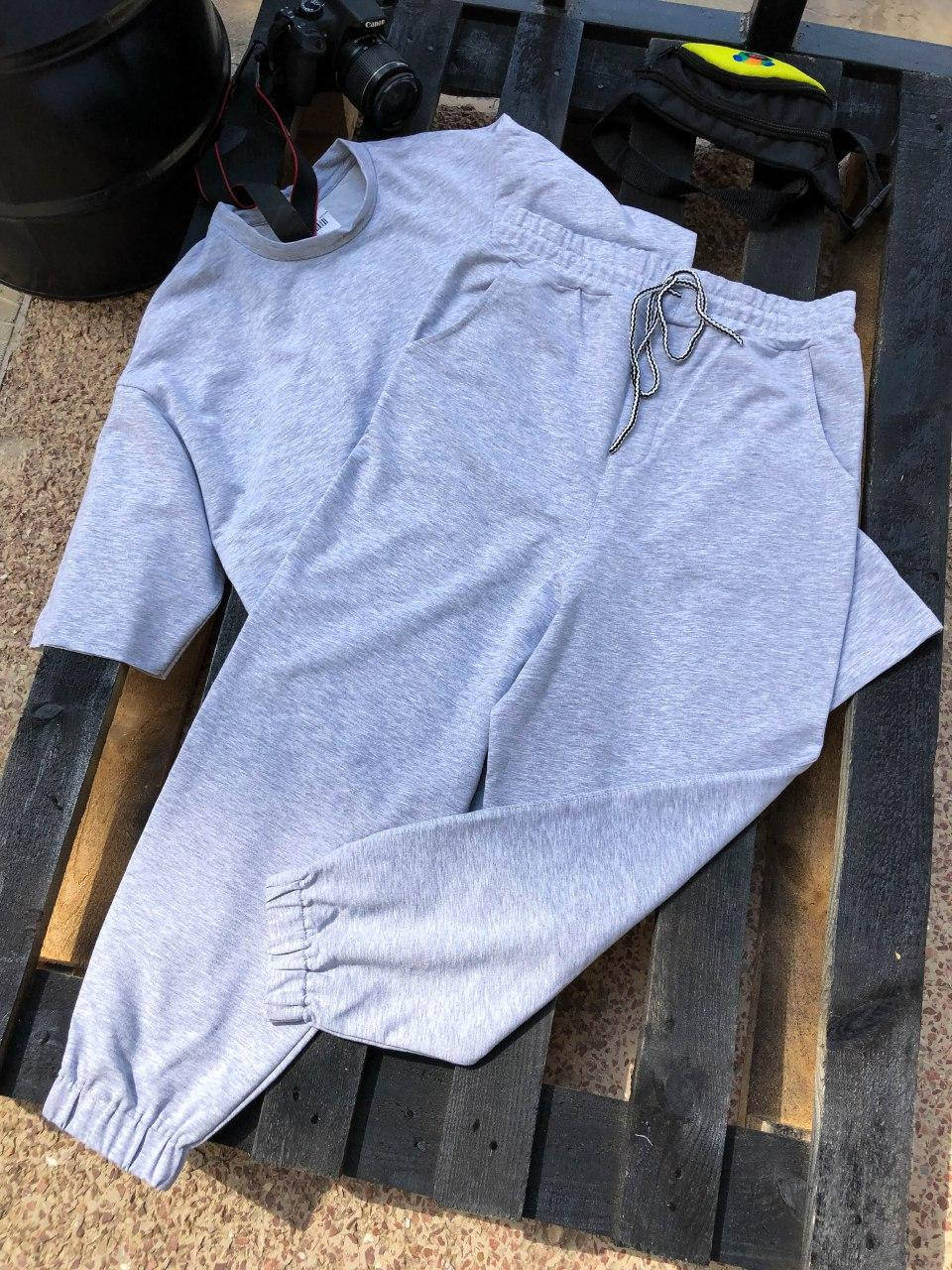 

Широкий мужской серый оверсайз костюм однотонный летний футболка и штаны XL