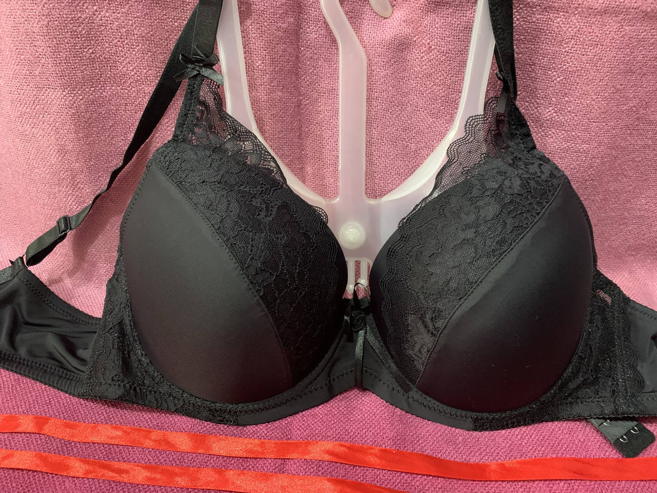 

Бюстгальтер с кружевом чашка Е, большие объёмы