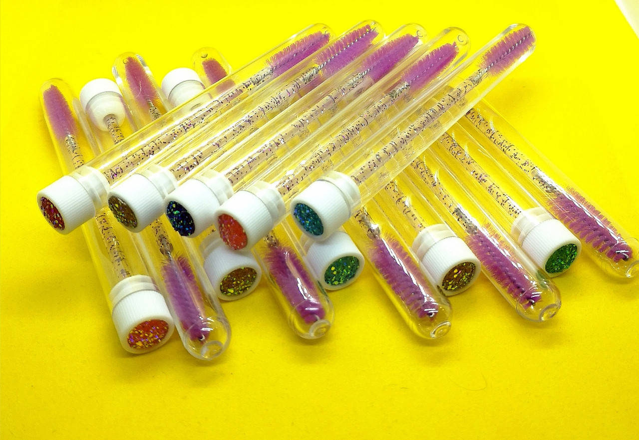 

Щёточки для ресниц и бровей в колбе