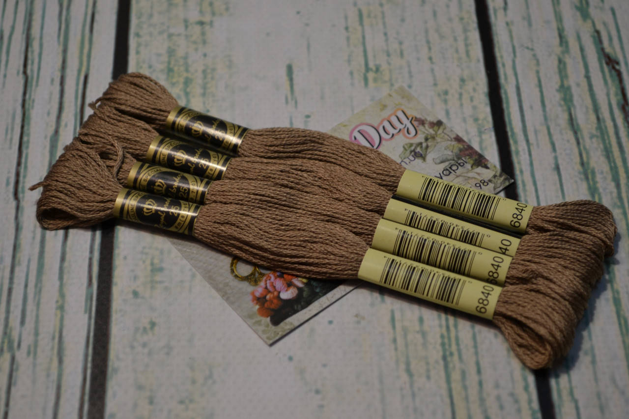 

Мулине Royal Broderie, цвет №840