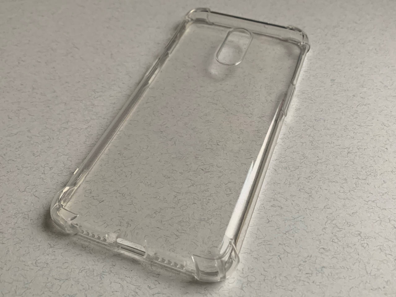 

OnePlus 6T прозрачный силиконовый чехол (бампер)