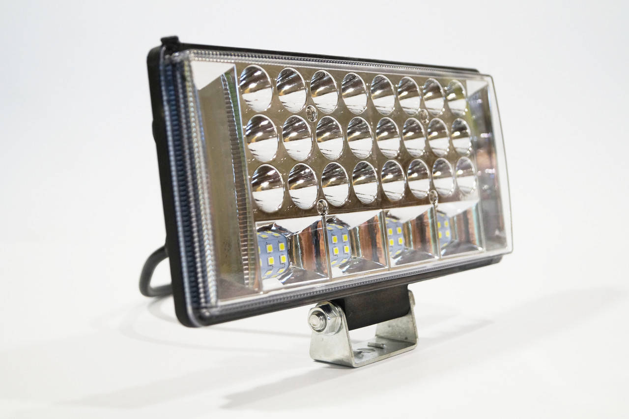 

Фара LED прямоугольная 204W 6000K (68 диодов) (ближний + дальний+стробоскоп(синий с с