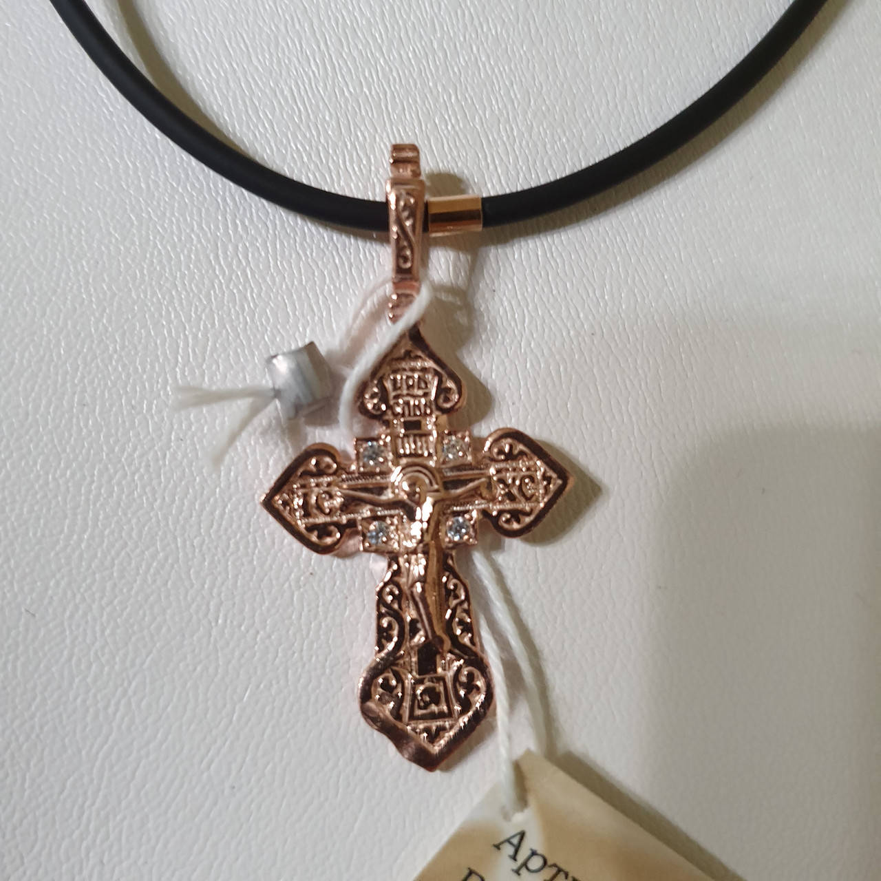 

Крестик религиозный серебряный с позолотой и распятьем