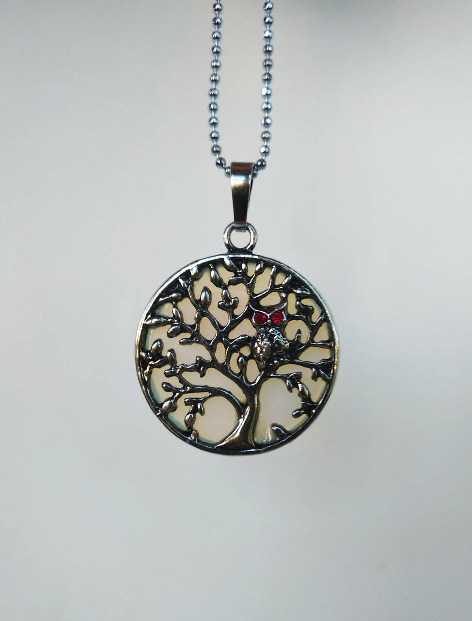 

Кулон " Сова " с камнем лунный опал