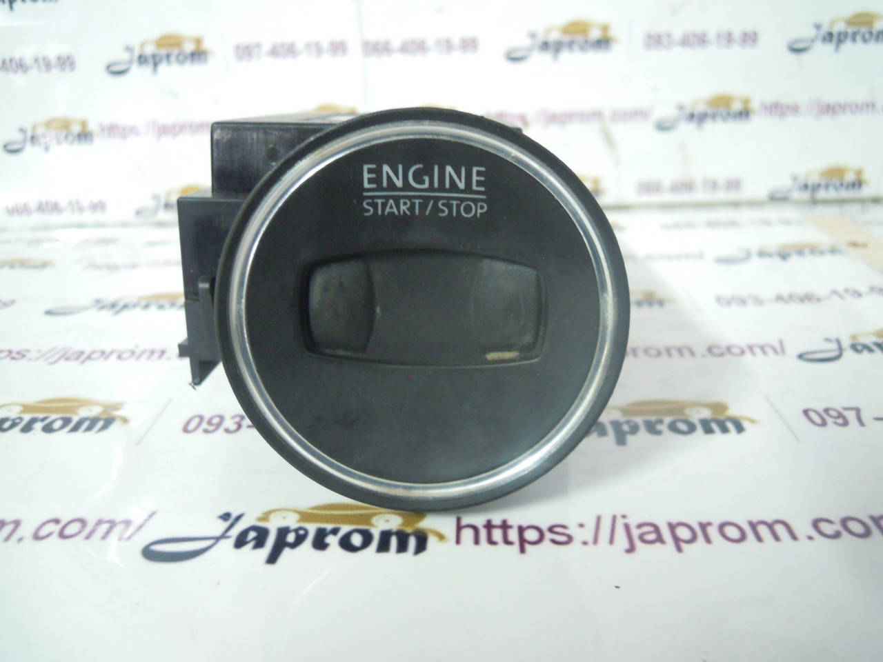 

Замок зажигания Volkswagen Passat B6 2005-2010 без ключа.