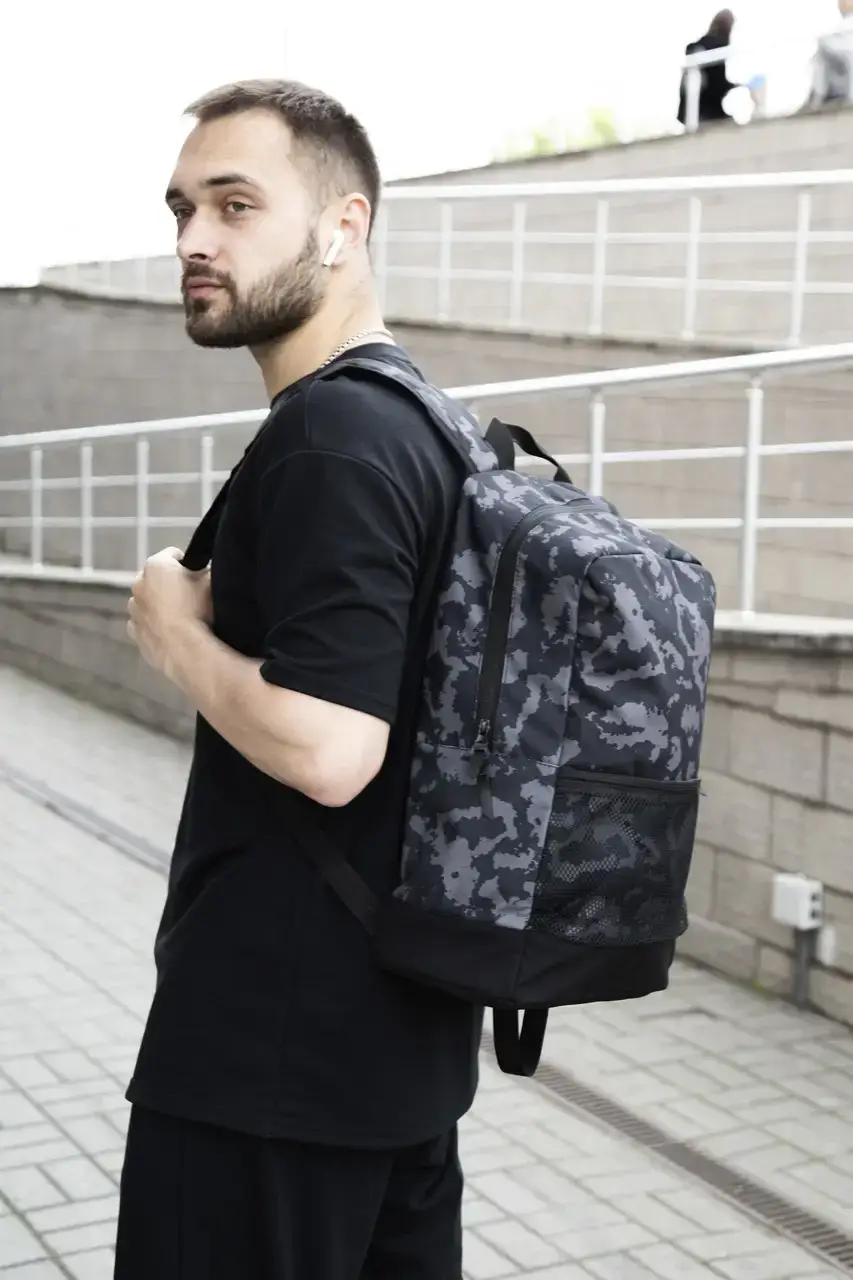 

Рюкзак Intruder Brand Городской для ноутбука серый камуфляж