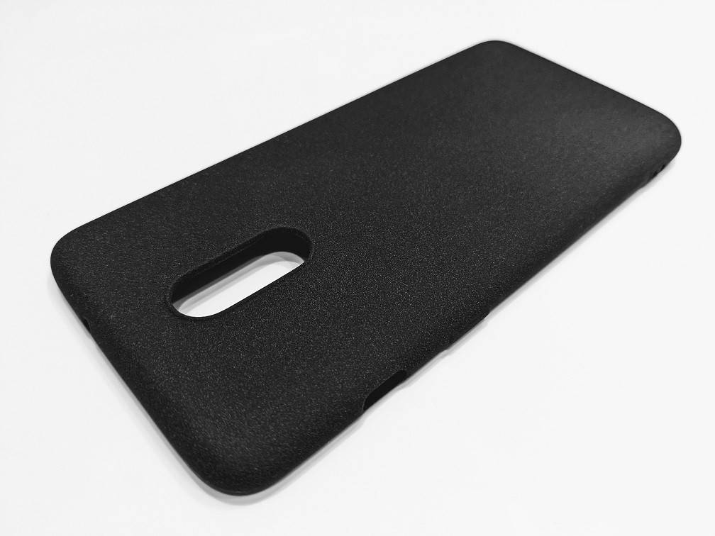 

Тонкий матовый чехол для OnePlus 6T Черный