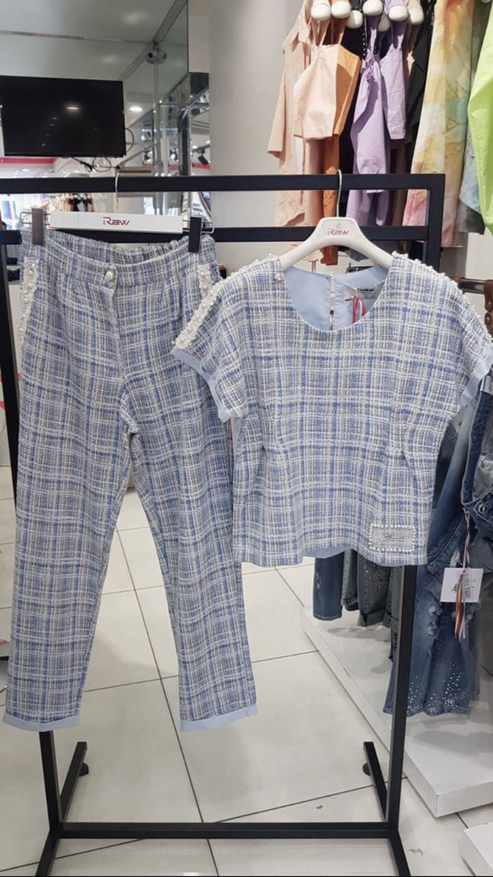 

Костюм RAW турецкий женский летний прогулочный голубой в клетку с жемчугом