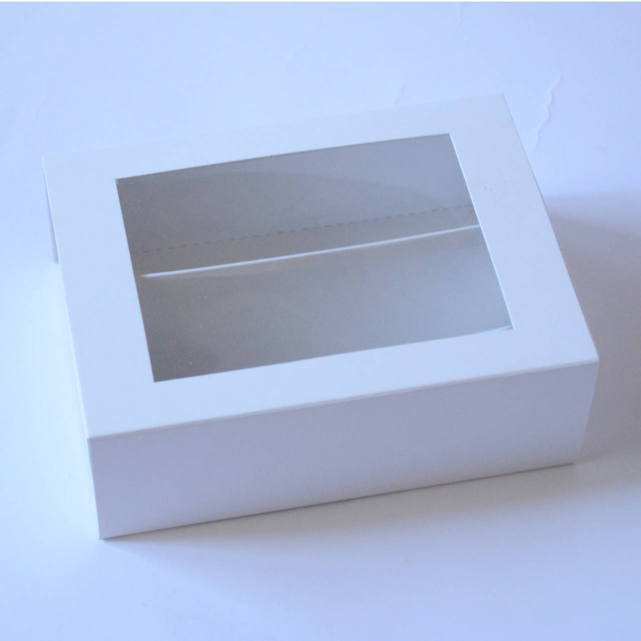 

Коробка для макаронс на 10-12 шт. (с окошком), Белый