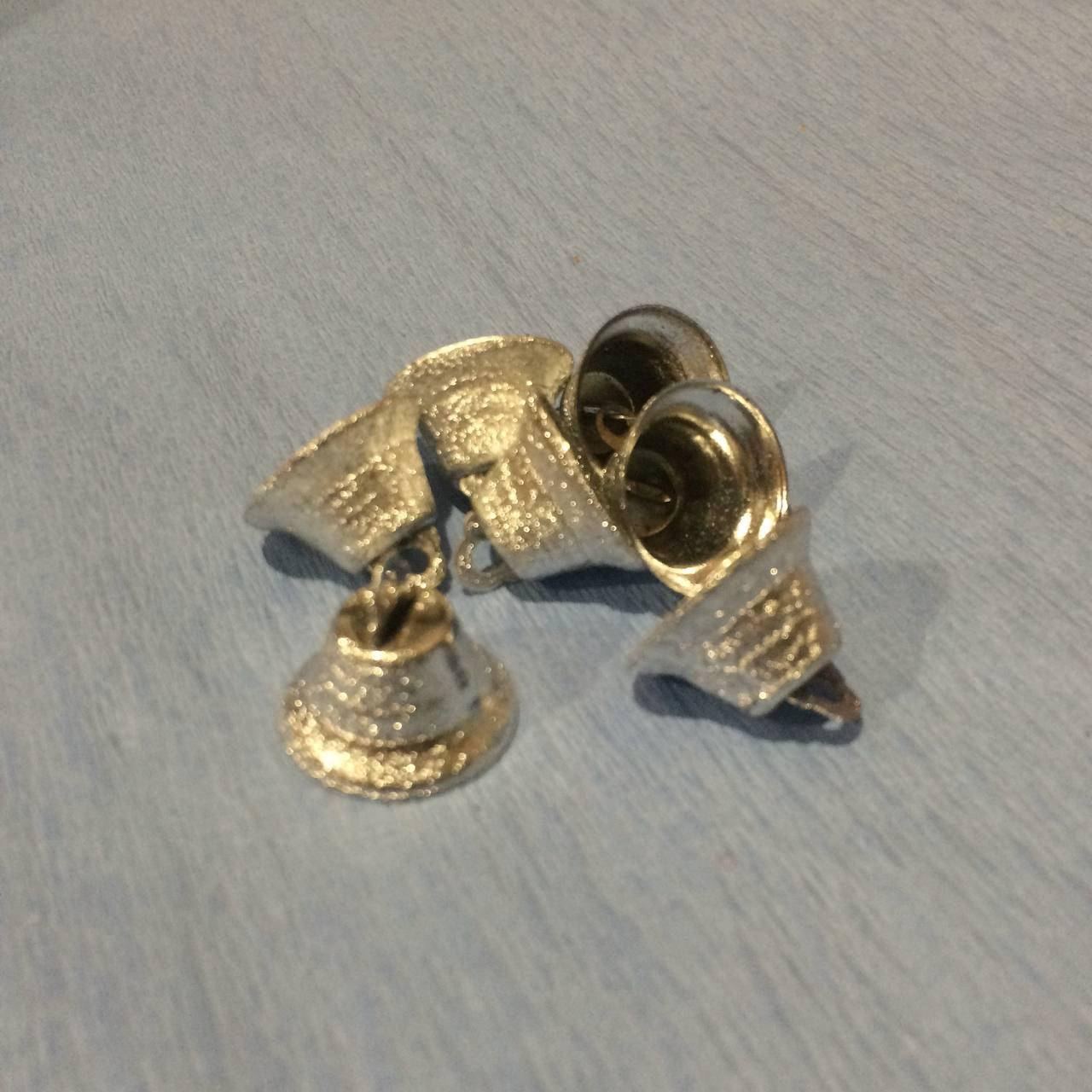

Колокольчик 2.2см Серебро