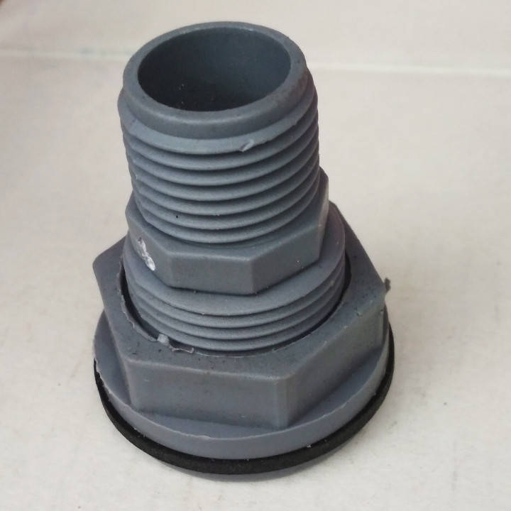 

Врезка в бак 1/2"