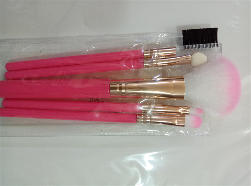 

Набор кистей(5шт)-розовый