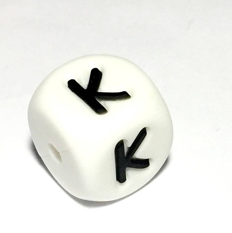 

Буква - К (силиконовые бусины), Белый