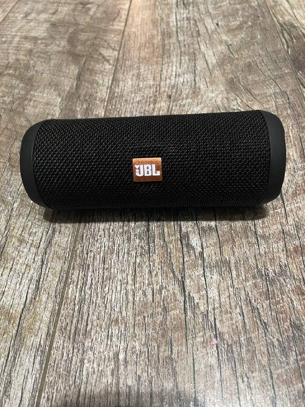 

Портативная Bluetooth колонка jbl flip3