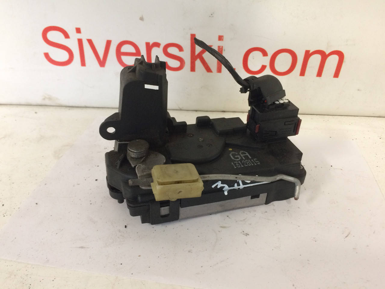 

Замок двери, задней левой, Opel Astra H, Zafira B, 13128115