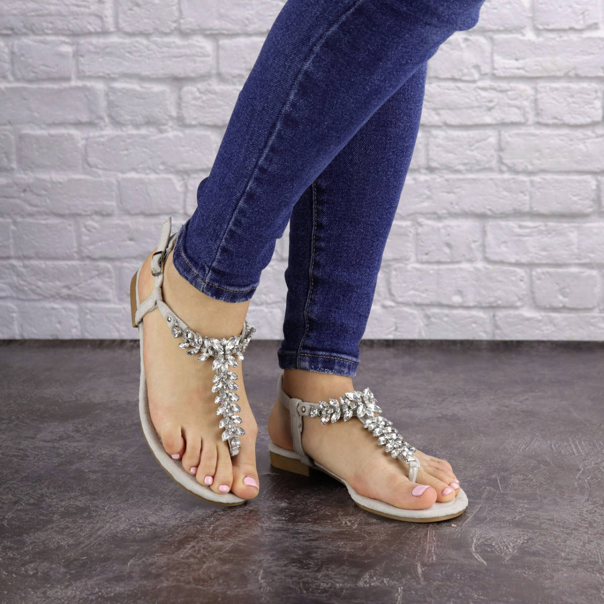 

Женские босоножки вьетнамки Fashion Amber 1595 39 размер 25 см Серый BF