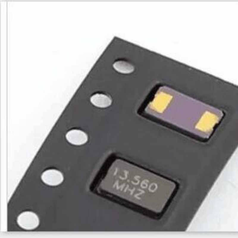 

Кварцевый резонатор 13,56МГц 20пФ 2Pin SMD 5032