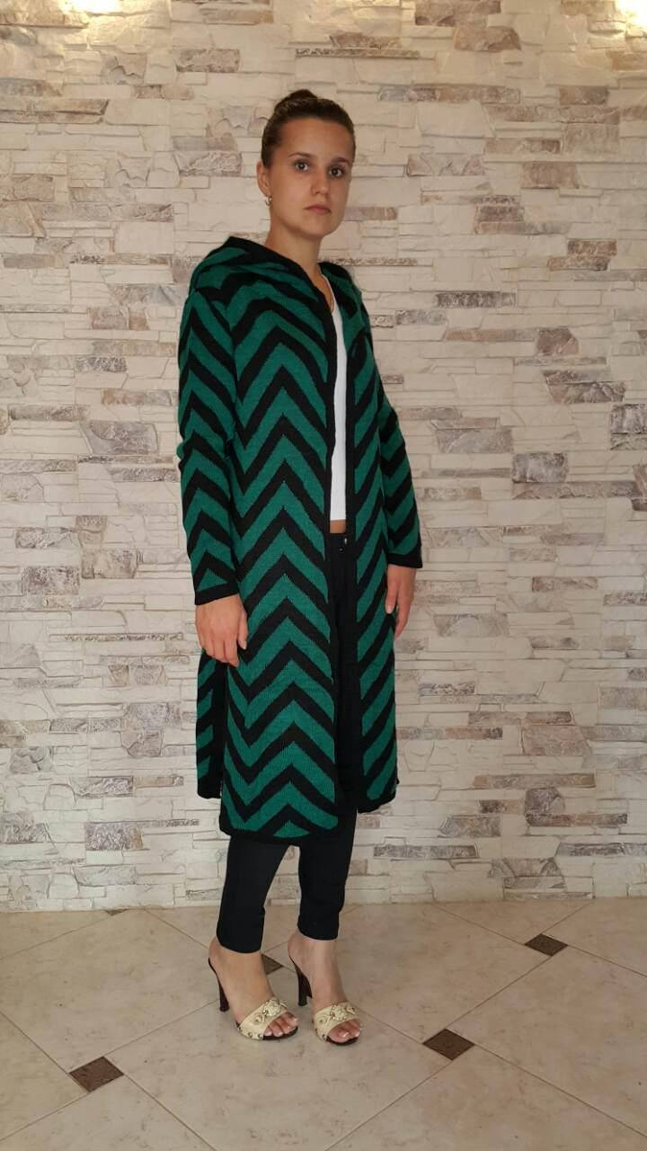 

Модный женский кардиган с капюшоном Анютка, Зелёный