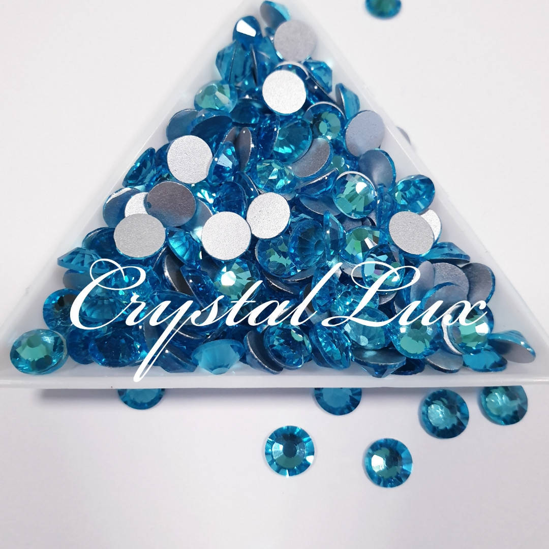 

Стразы ss16 Aquamarine (4,0мм) 100шт "Crystal Premium"
