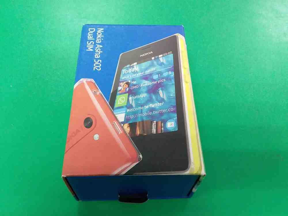 

Мобильный телефон смартфон Б/У Nokia Asha 502 Dual Sim, Blue