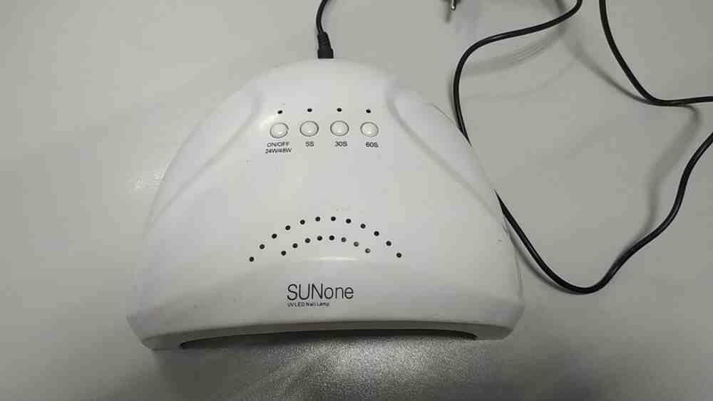 

Лампы для сушки ногтей Б/У SUNone 48W
