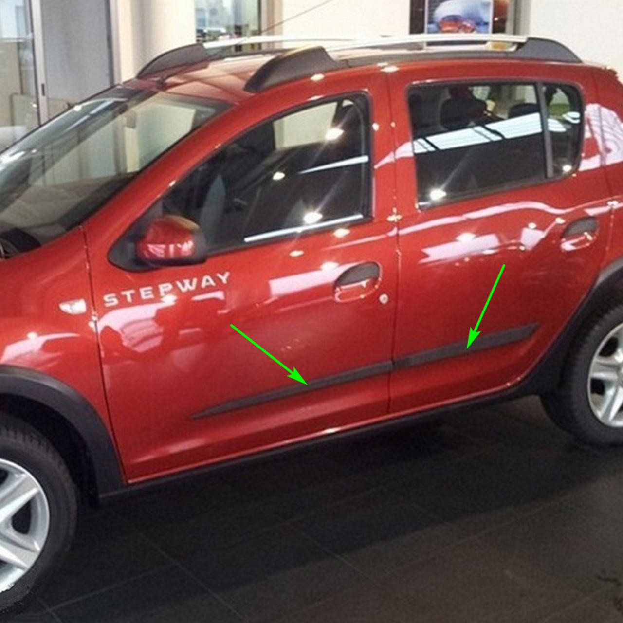 

Молдинги на двери для Renault Dacia Sandero Stepway II 2012+
