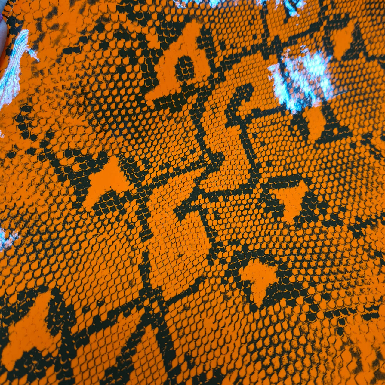 

Винил формат А4 змея, neon orange