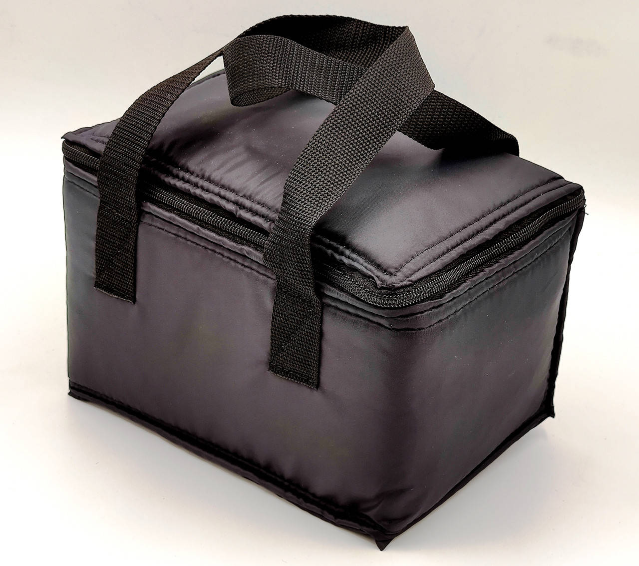 

Термосумка "Ланчбег" 5.5л черная, Черный